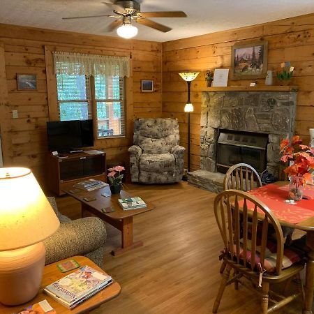 Misty Creek Log Cabins Маги Вали Екстериор снимка