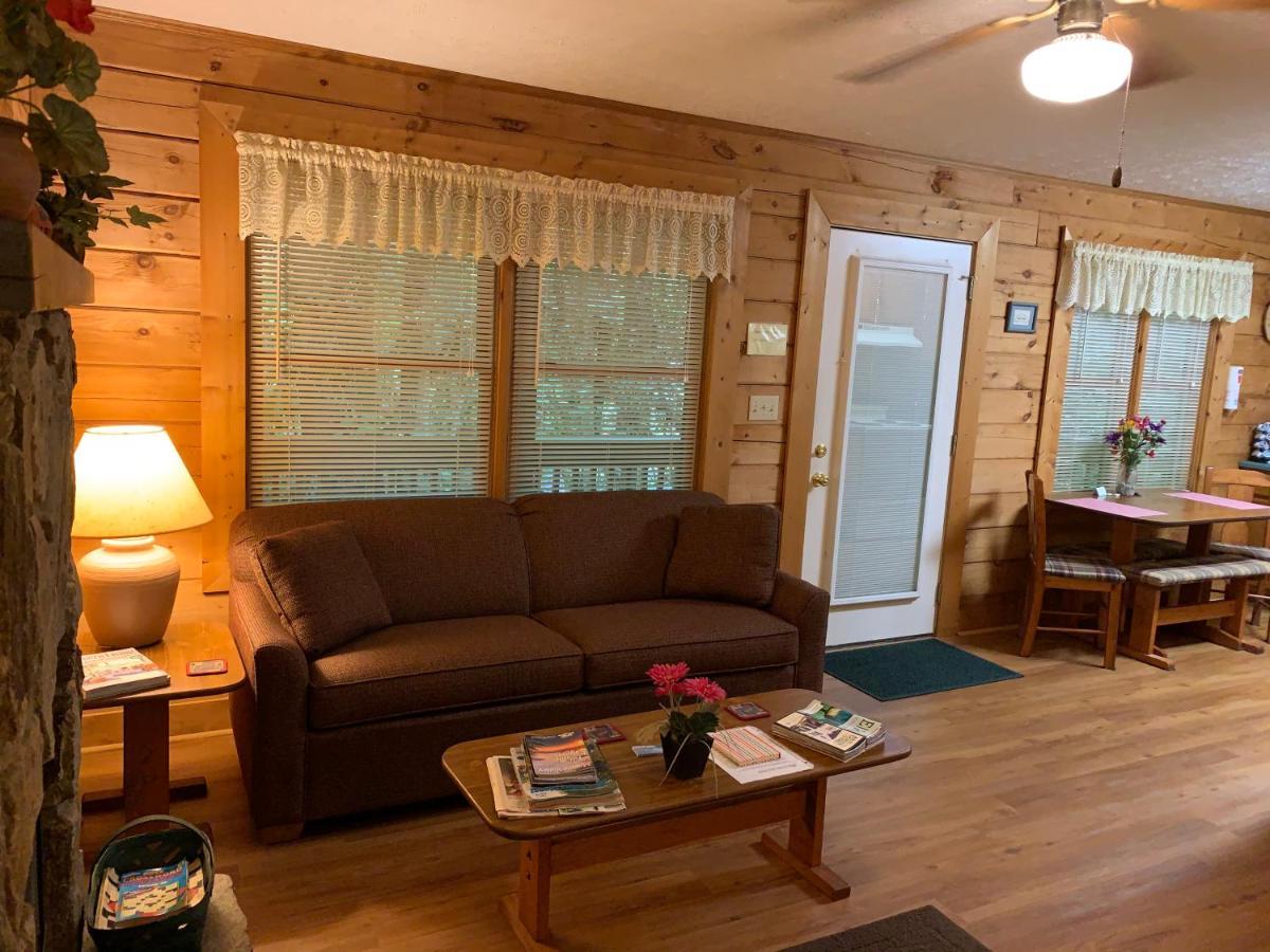 Misty Creek Log Cabins Маги Вали Екстериор снимка